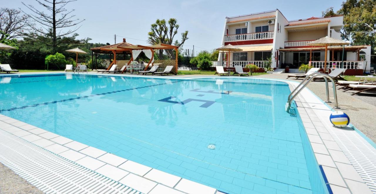 Naturist Angel Nudist Club Hotel - Adults Only Paradeísion Exterior foto