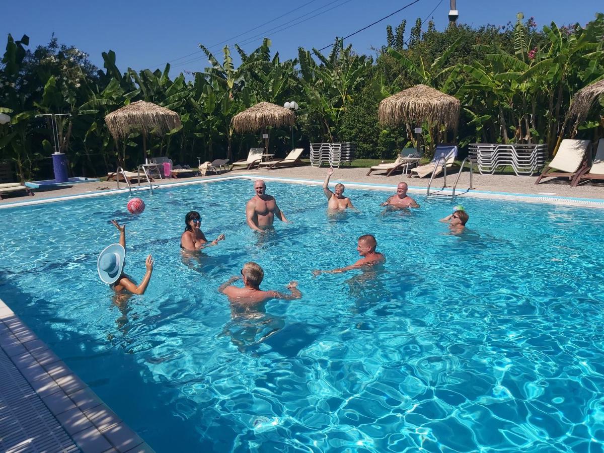 Naturist Angel Nudist Club Hotel - Adults Only Paradeísion Exterior foto